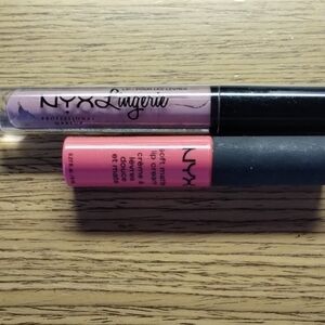 NYX Lip Lingerie and Soft Matte Lip Cream Set - Pink And Mauve